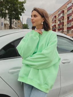 Round Neck Pullover Hoodie Mid Length Alternative Street with Loose Fit Single Regular Thickness Streetwear Women Sweatshirts