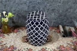 White Porcelain and Drawn Blue Shoe Hand Changing Stool Ceramic Drum Bathroom Neoclassical Imitation Sitting Stool Low Round