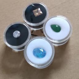 200Pcs Transparent Diamond Storage Box Round Gem Stone Display Case Loose Diamond Beads Piercing Jewelry Showcase Nail Art Boxes