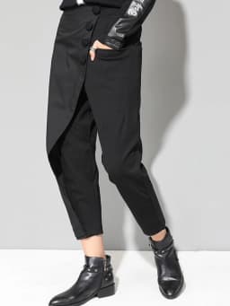 [EAM] High Elastic Waist Black Asymmetric Casual Pants New Loose Fit Trousers Women Fashion Tide Spring Autumn 2026 1DF4648