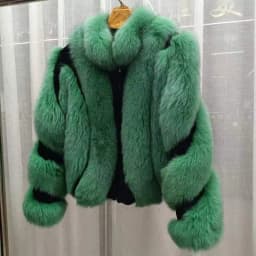 Luxury Genuine Silver Fox Fur Jacket Real Natural Coat Full Sleeves Winter Plush Red Outerwear for Fashionable Cold Weather