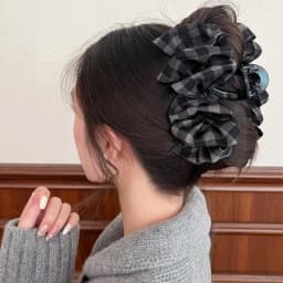 Korean-style plaid cloud bubble large hair claw, elegant and high-end hair clip for the back of the head, suitable for daily use