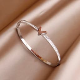 New Sight Classic Stainless Steel Letter V Bangles for Women Fashion Brand Jewelry Crystal Bracelets Party Accessories Gifts