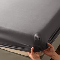 High Quality Fitted Sheet - Microfiber Soft Touch, Deep Pocket 25cm, Wrinkle Free Anti-Slip, Solid Color Twin/Full/Queen/King