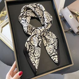 2025 New Green Print Square Scarf Simulated Silk Thin Satin Neck Scarf Elegant Ladies Professional Decorative Small Scarf
