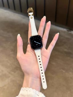 Luxury Leather Loop Correa for Apple Watch Band Women Strap 11/10/9/8/7/6/5/4/3/2 38mm 40mm 41mm 42mm 44mm 45mm 46mm 49mm