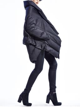 EAM Wine Red Irregular Big Size Down Jacket New Batwing Sleeve Warm Women Parkas Fashion Tide Autumn Winter 2026 31A1078
