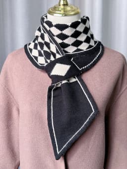 Women Knitted Scarf Autumn Winter Thick Warm Double Knit Instant Scarf Fashion Plaid Angled Scarves Outdoor Triangle Neck Scarf