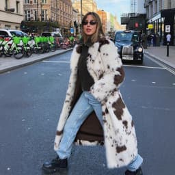 New Designer Autumn Winter Thick Fox Fur Coat Plus Long Warm Faux Fur Jacket Milk Dot Printed Luxe Femme Plush Overcoat