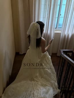 Sondr Customized Hi-Lo Chic Korean Wedding Dresses Strapless Lovely Japanese Bridal Wedding Party Dress with Long Train
