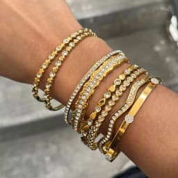 Uworld Delicate Crystal Bangle For Women Minimalist 18K Gold Plated Stainless Steel Bangle Party Wedding Fashion Jewelry Gift