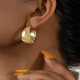 Trendy Circle Twists Hoop Earring for Women Simple Temperament Hyperbole Gold Color Ear Daily Wear Jewelry Party Gifts