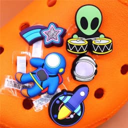 Original Space Alien Designer Shoe Charms 5pcs/lot Shoe Buckle Accessories Luxury Rainbow Sun Clog Dog Upper Jewelry Decorations