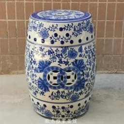White Porcelain and Drawn Blue Shoe Hand Changing Stool Ceramic Drum Bathroom Neoclassical Imitation Sitting Stool Low Round