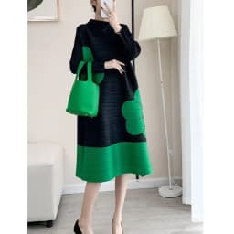 Womens Dresses Long Dresses High-quality Printed Long Skirt Elegant Temperament and Pleated Fashion High-end Round Neck Dress
