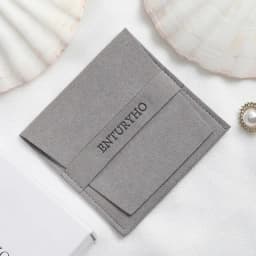 100pcs Custom Logo Print Microfiber Jewelry Ring Organizer Packing Pouch 8x8cm Small Gift Bags Wedding Favor Candy Bag Wholesale