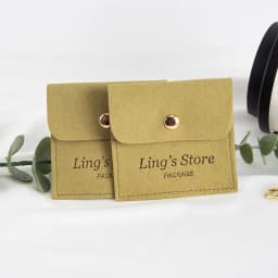 100Pcs Customized Logo 8x8cm Jewelry Microfiber Snap Bag Velvet Envelope Button Pouch Portable Travel Gift Organizer Ring Pocket