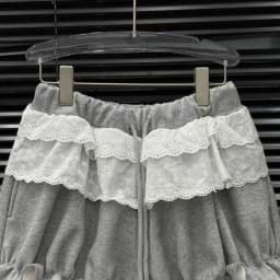 DEAT 2026 Fashion New Niche Design Lace Patchwork Bud Elastic Waist Shorts For Women Drawstring Loose Short Pants Female11A08346