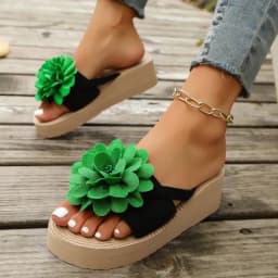 Summer Round Toe Lightweight Sexy Comfortable Casual Slippers for Women Fashion New Thick-soled Flower Elegant Heeled Slippers