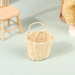 High Quality Mini Cute Dollhouse Rattan Frame Hand-woven Basket Cute Toys Dolls Miniature Decoration