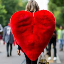 Stylish 3D Red Love Heart Shaped Cape Womens Artificial Fox Fur Coat Thick Warm Women Clothing Hairy Shaggy Outerwear Winter Top