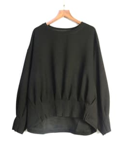 [EAM] Black Pleated Hem Casual Sweatshirt New Round Neck Long Sleeve Women Big Size Fashion Tide Spring Autumn 2026 1DJ4159