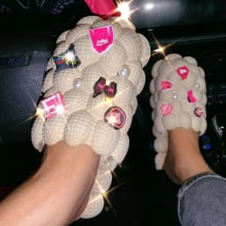 2025 Summer New Bubble Slippers Women Toe-covered Massage Sandals Creative Peanut Shoes Herringbone Slippers Beach Flip Flops