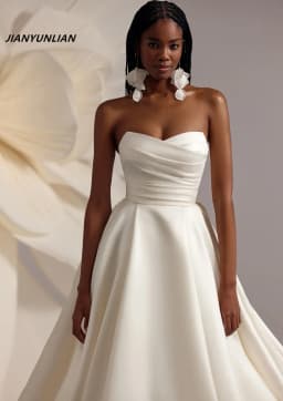 Customized Vestidos De Novia Floor Length Sweetheart A-Line Long Tail Backless For Women To Measures Charming Bridal Gowns