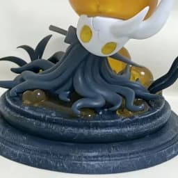 16cm Hollow Knight Broken Vessel Light Up Game Aciton Figure Lost Kin Model Toy Collectible Statue With Base Home Ornament Gifts