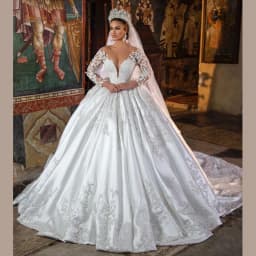 Customized Ball Gown Long Sleeves Wedding Dresses 2026 Party Evening Dresses White Elegant Beaded Appliques Lace Bridal Gowns