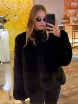 Winter Luxury Turn Down Collar Long Sleeves Cardigan Overcoat Soft Jacket Faux Fur Jacket Coat Women Black Short Fur Jacket