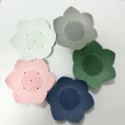 1pcs Bathroom Soap Box Lotus Design Soap Holder Silicone Soap Box Drain Box Bathroom Accessories