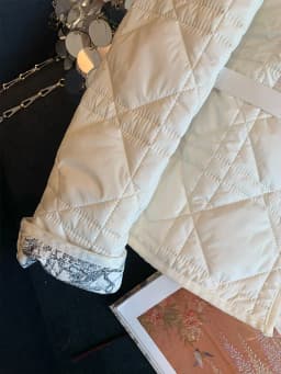 White Small Fragrance Style Collared Diamond Pattern Cotton Jacket Women's Autumn Winter New Style Slim Fit Lightweight Cotto...