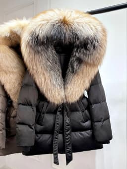 2025 Luxury Winter Large Natural Silver Fox Fur Hooded 90% Goose Down Jacket Women Thickened Warm Coat Waterproof Belted Parkas