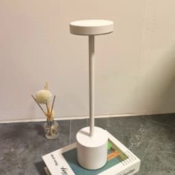LED Table Lamp Hotel Wireless Rechargeable Desk Lamp Touch Switch Table Lamp Metal Retrolight for Bedroom Living Room Restaurant