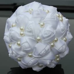 17design New White Wedding Bride Holding Flowers Artificial Bouquet Ribbon Rhinestone Pearl Bouquet Decoration Bride Groom Dance