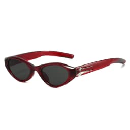 Trendy Retro Black Cat-Eye Sunglasses (Silver Star Detail) – Luxury INS Vibe, Perfect for Stunning Street Snaps