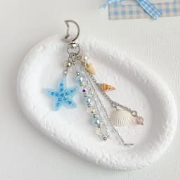 Strawberry Bag Charm Delicate Cute Key Chain 3d Pink Strawberry Key Chain Sweet Resin Key Ring For Christmas Gift Backpack