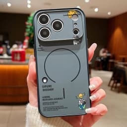 Hanging Astronaut Pattern Case For iPhone 17 Pro Max Magnetic For Magsafe Skin Feeling Cover For iPhone 16 18 Pro Max 15 14 13