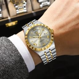 POEDAGAR Luxury Top Watch For Man Classic Week Date Waterproof Luminous Men Wristwatch Stainless Steel Quartz Men's Watches Male