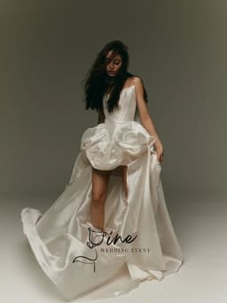 Oine Elegant V-Neck Sleeveless Wedding Dresses with Scarf 2026 Ruffles A-line Pleat Bridal Gowns Detachable Skirt Customized