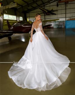 Customized Sheer Neck with Heavy Crystals Long Sleeves White Wedding Dress Organza and Tulle A-line Bling Bridal Dress