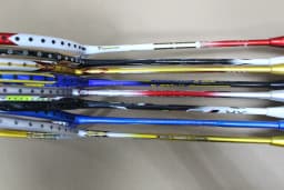 2 Pcs High-Elastic Carbon Fiber Bionic Elements Badminton Racket 28Lbs High-Quality Ultracore U10 Badminton Racquet