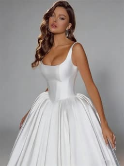 Customized Elegant A-line Simple Satin Wedding Dresses for Bride Sleeveless Bridal Dress Square Collar Bride Gown Robe De Mairee