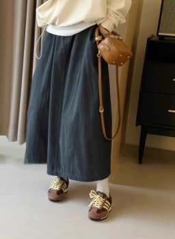 Retro Japanese Style Workwear High Waist Loose A-Line Midi Skirt for Women Hip Concealing Pear Body Shape Summer New Arrival