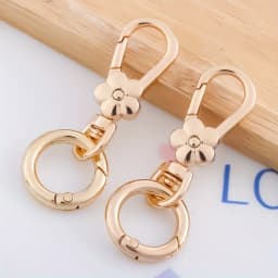2pcs Metal Flower Keychains Keyring Key Chain Ring Clip Holder Organizer for Home Car Keys Key Finder