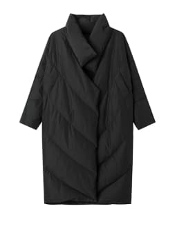 [EAM] Loose Fit Black Long Down Jacket New Stand Collar Long Sleeve Warm Women Parkas Fashion Tide Autumn Winter 2026 1DD1640