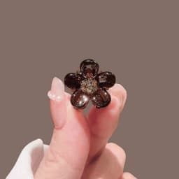 2/4Pcs Mini Hair Claw Clips Glossy Diamond Shark Clip Sweet Cute Elegant Hairpin Side Clips Women Girls Hair Jewelry Accessories