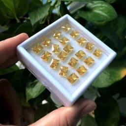 Diamond Box 10Pcs Transparent Cover Long Strip Gem Box Memory Mat White Black Acrylic Display Case Gemstone Packaging Organizer