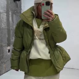 Glossy Stand‑Collar Drawstring Waist Back Zip‑Up Puffer Coat 2026 Winter Women Warm Padded Jacket Trendy Lady Cotton‑Padded Coat